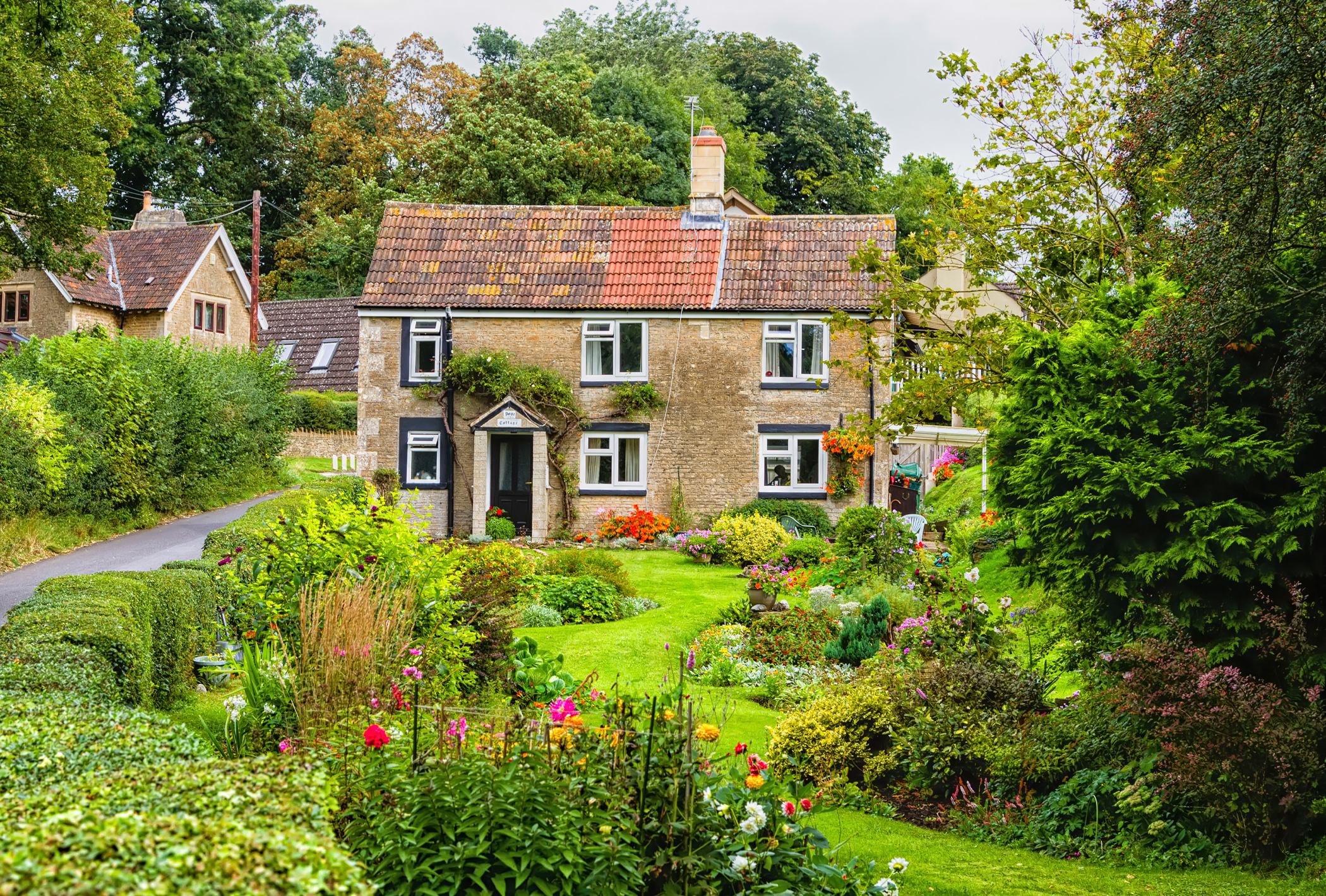 Spring at Home: Simple Ways to Make the Most of the Season