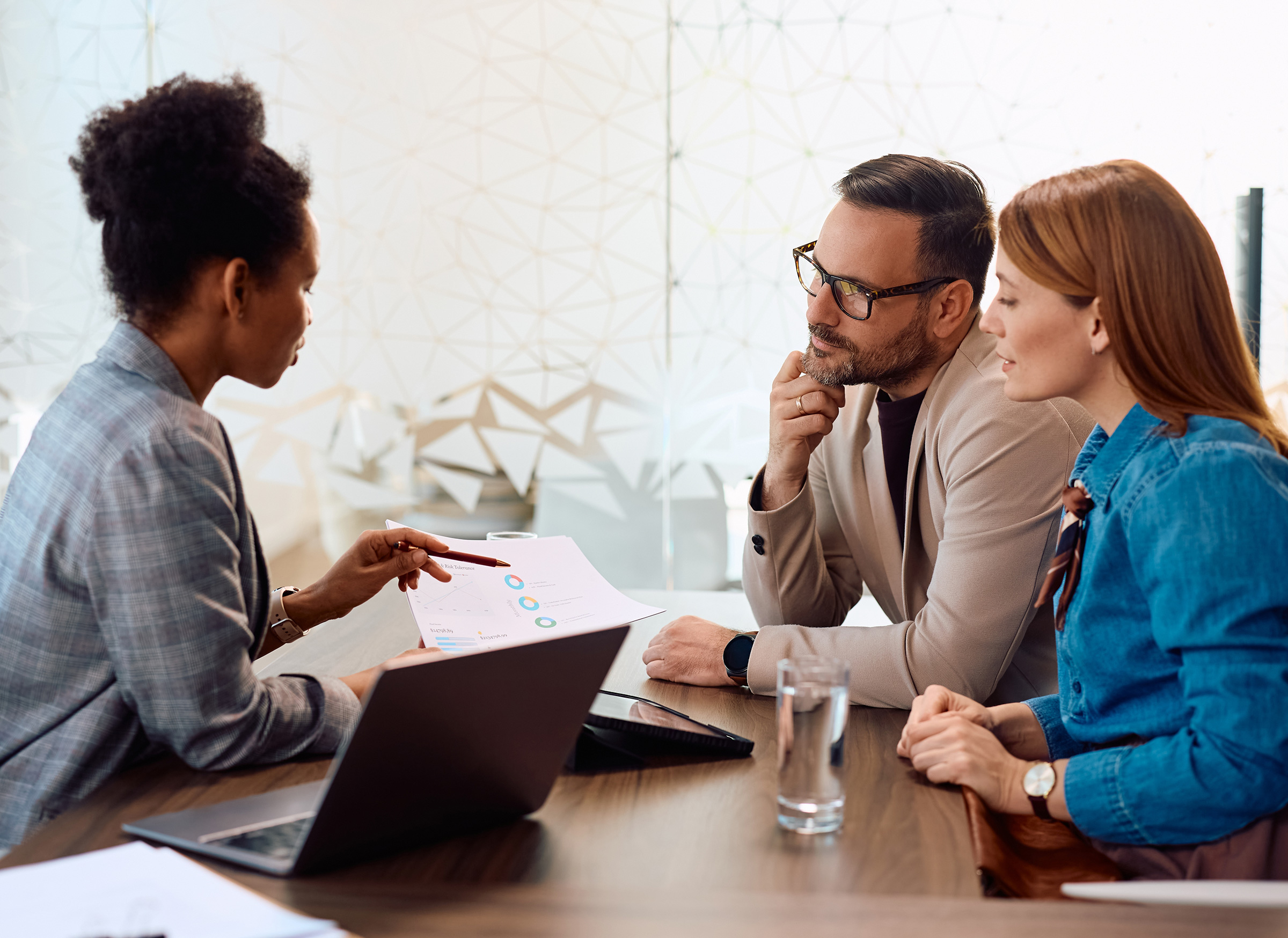The Importance of Choosing the Right Mortgage Adviser